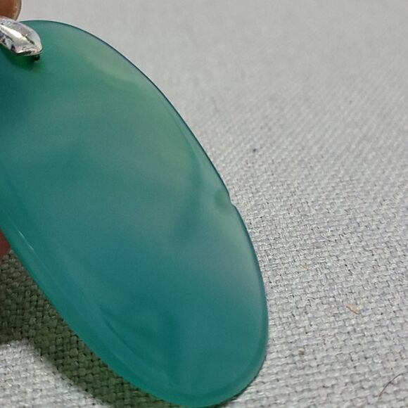 Oval green onyx pendant - Picture 3 of 4